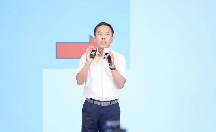 刘广.jpg