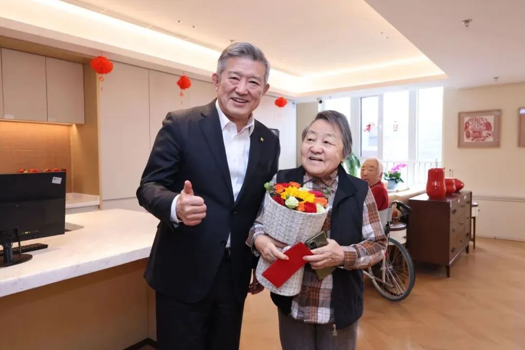 董事长10.jpg